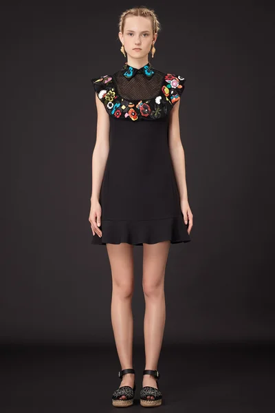 Look 27